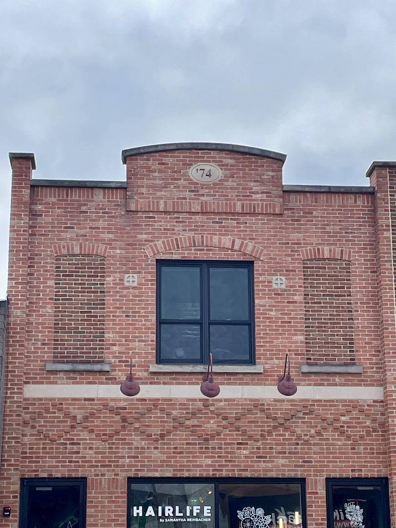 Apartment for rent at 56-58 Main St 56 1 2, Oswego, IL 60543