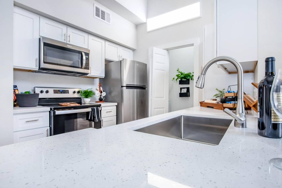 Townhouse for rent at 9950 Town Park Dr, Houston, TX 77036