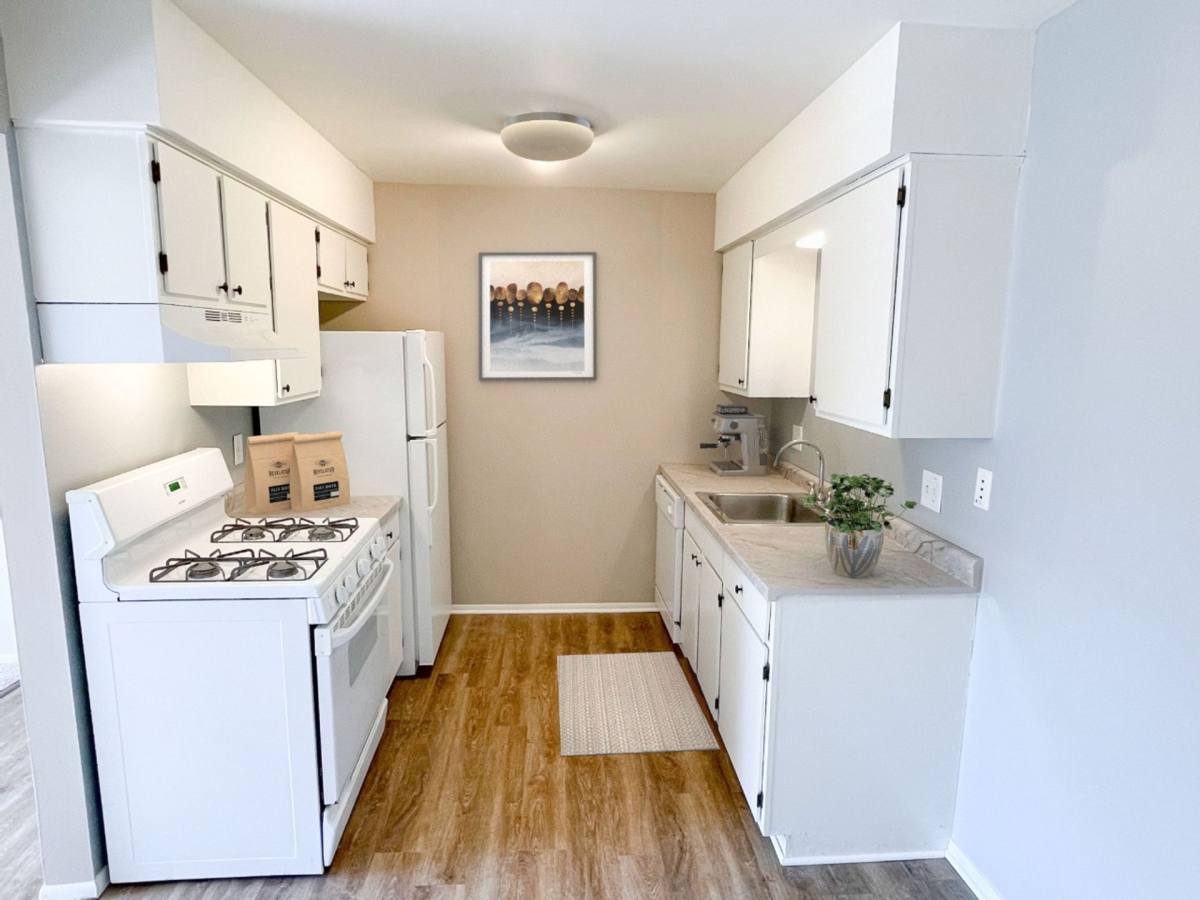 Apartment for rent at 23812 Middlebelt Rd, Farmington, MI 48336