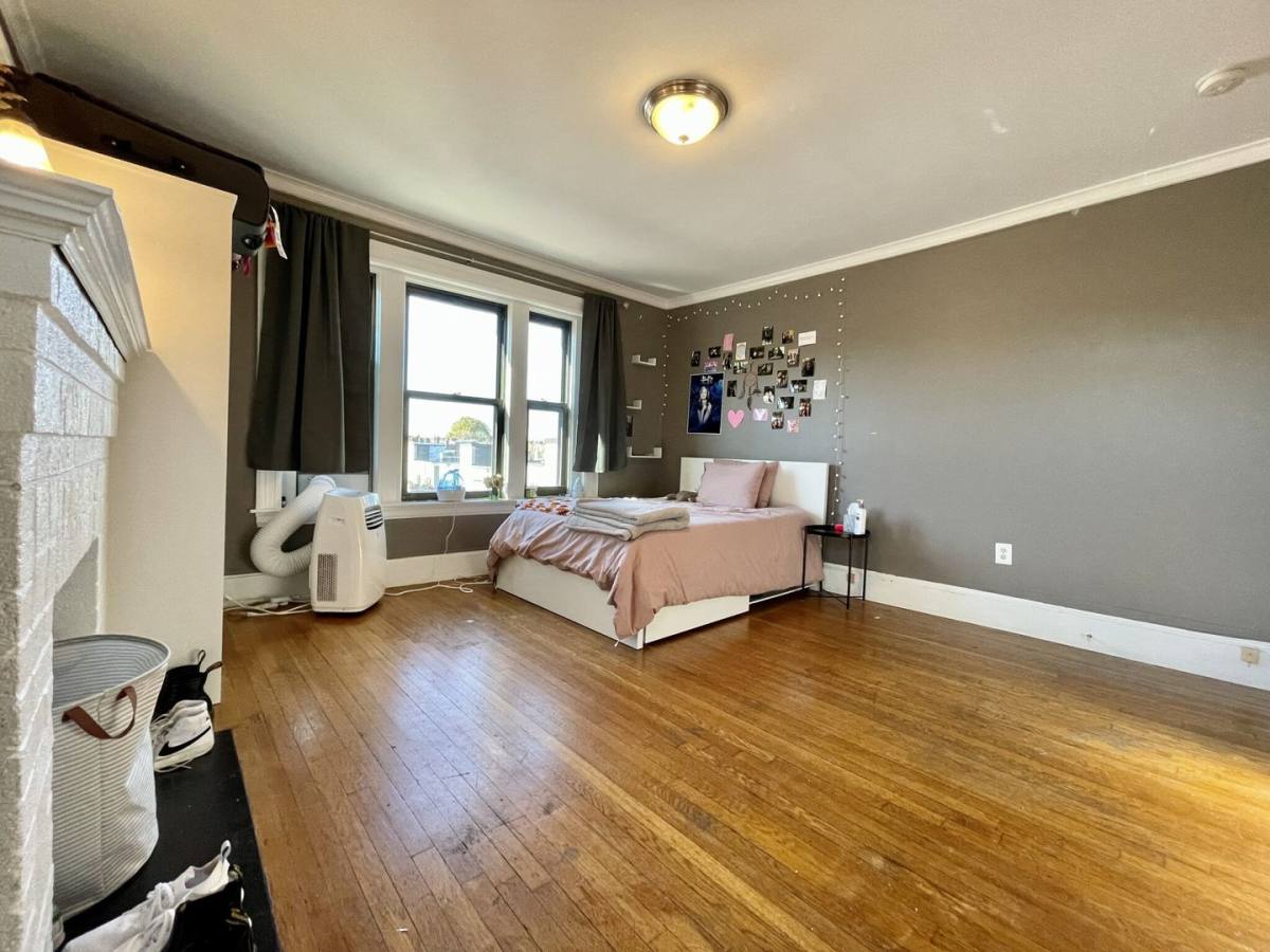 Apartment for rent at 448 Park Dr #100, Boston, MA 02215