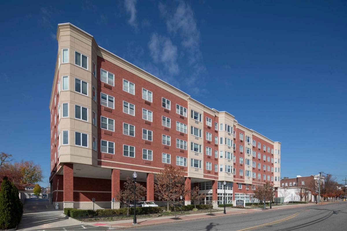 Apartment for rent at 29 Linden St, Hackensack, NJ 07601