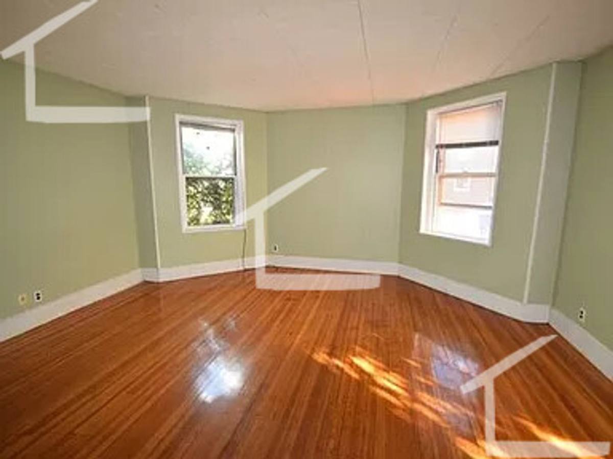 House for rent at 196 St Paul #5, Brookline, MA 02446