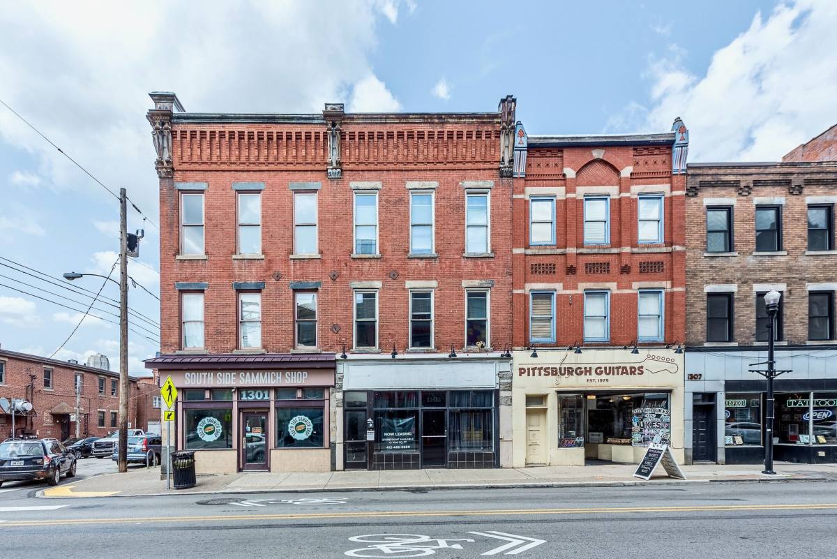 Apartment for rent at 1303 E Carson St, Pittsburgh, PA 15203