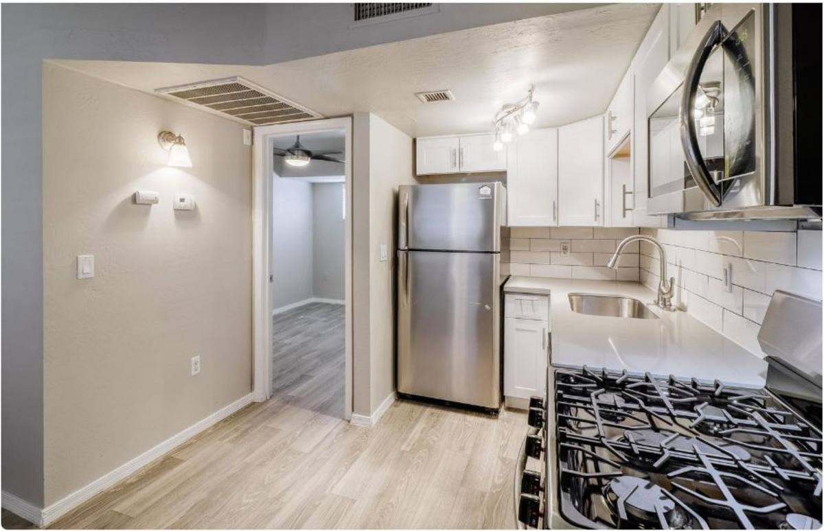 Apartment for rent at 2931 N 38th St, Phoenix, AZ 85018
