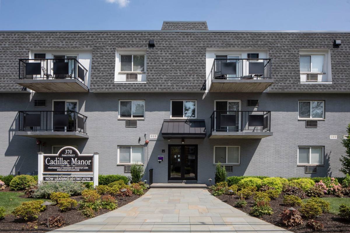 Apartment for rent at 370 Park St, Hackensack, NJ 07601