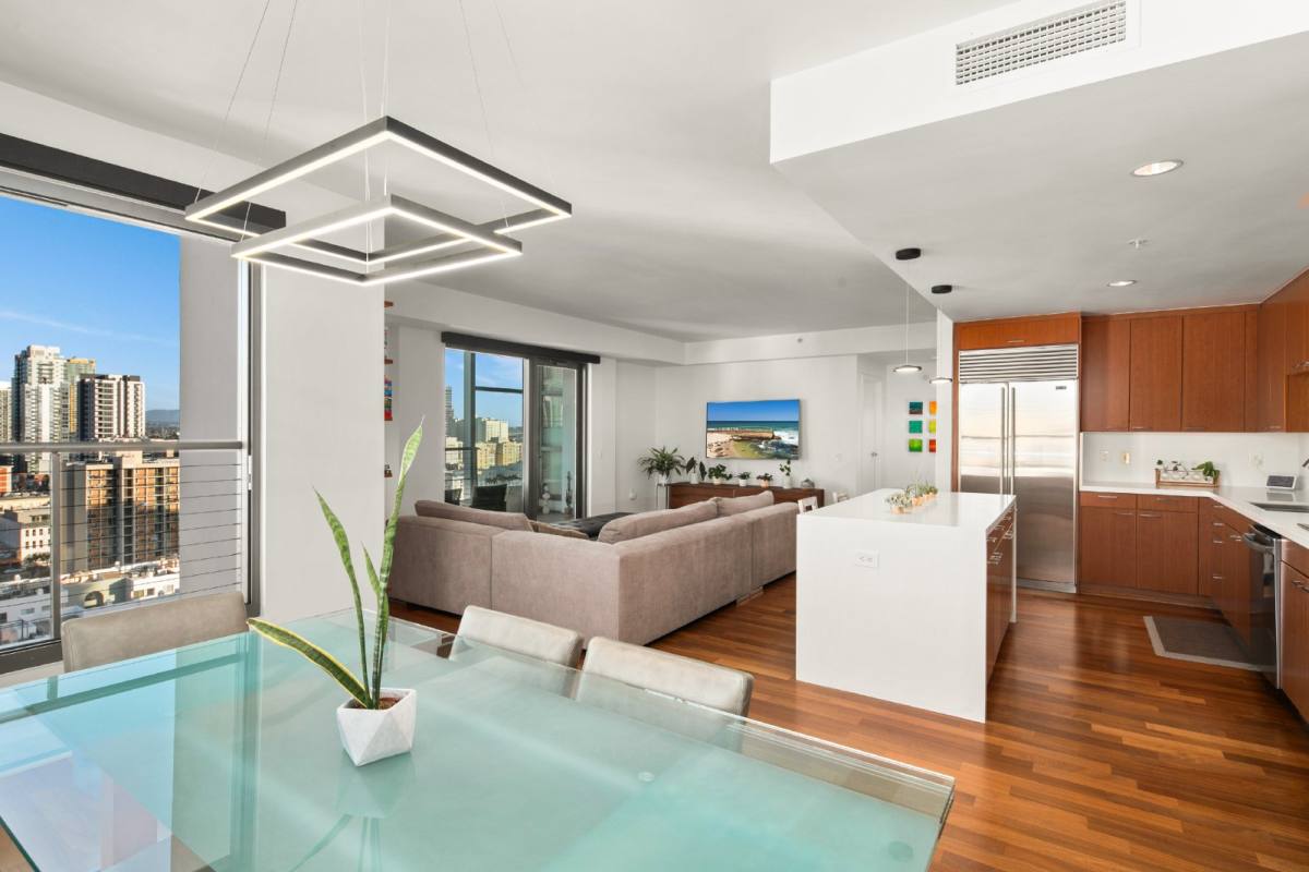 Condo for rent at 645 Front St #1703, San Diego, CA 92101