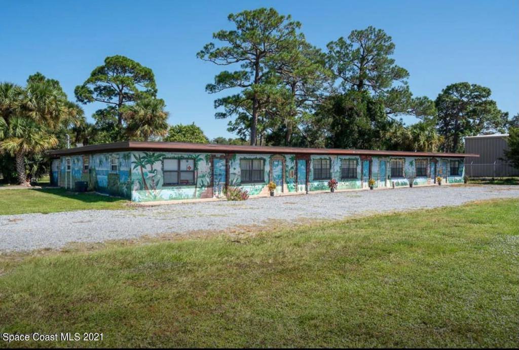 3485 US-1 #4, Mims, FL 32754