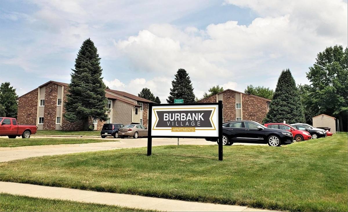 Apartment for rent at 408 E 13th St, Pella, IA 50219