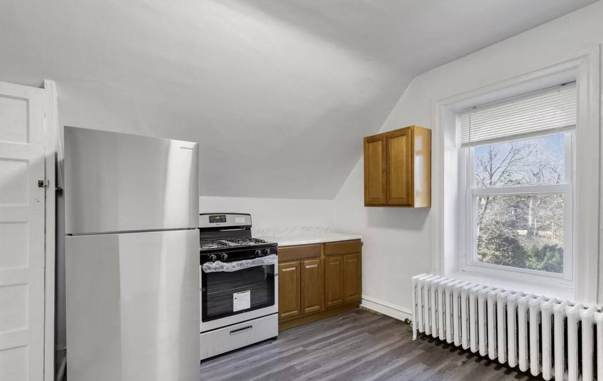 Apartment for rent at 6500 Lincoln Dr, Philadelphia, PA 19119