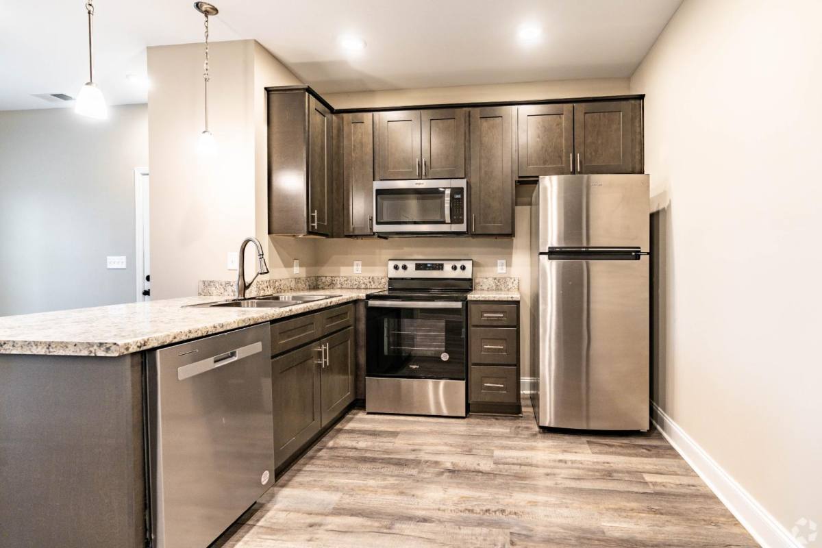 Apartment for rent at 210 Hillview Mills Blvd, Bowling Green, KY 42101