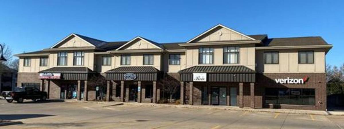 Apartment for rent at 465-585 Highway, North Liberty, IA 52317