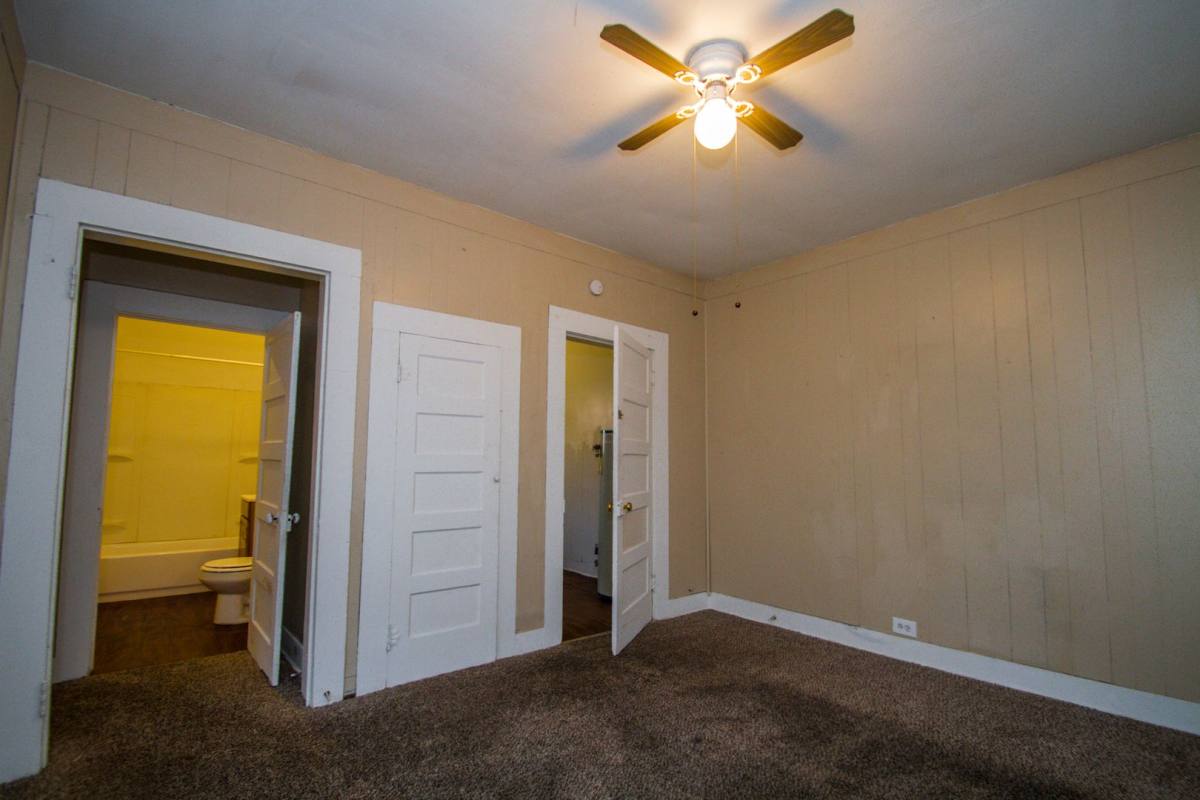 Apartment for rent at 111 S Olive St, San Antonio, TX 78202
