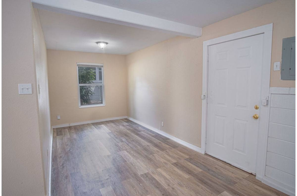 Apartment for rent at 342 Vine St, San Antonio, TX 78202