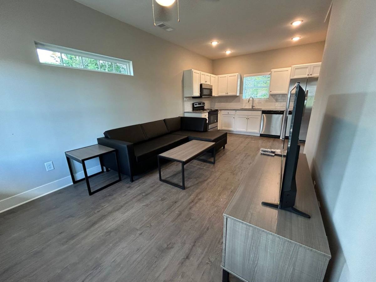 Apartment for rent at 450 Polo Rd, Winston Salem, NC 27105