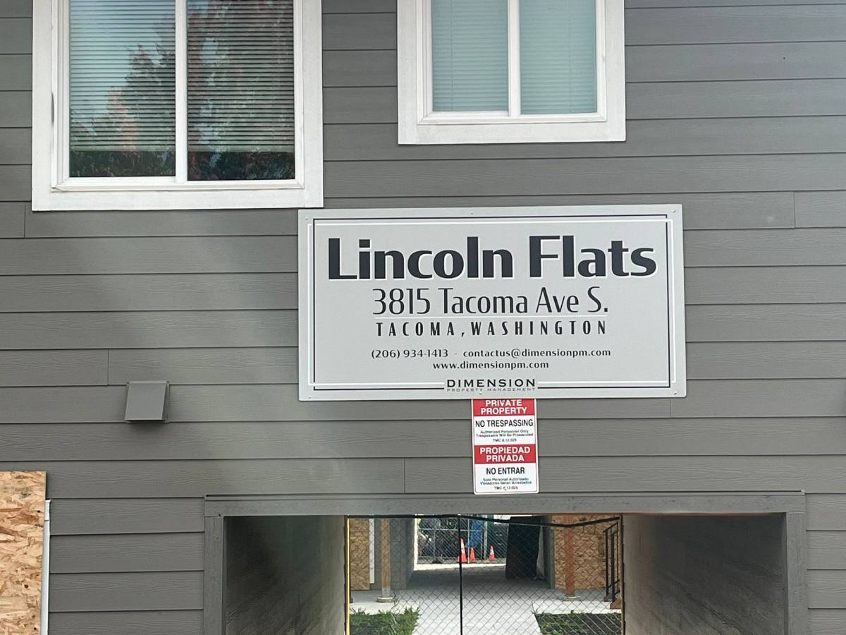 Apartment for rent at 3815 Tacoma Ave S, Tacoma, WA 98418