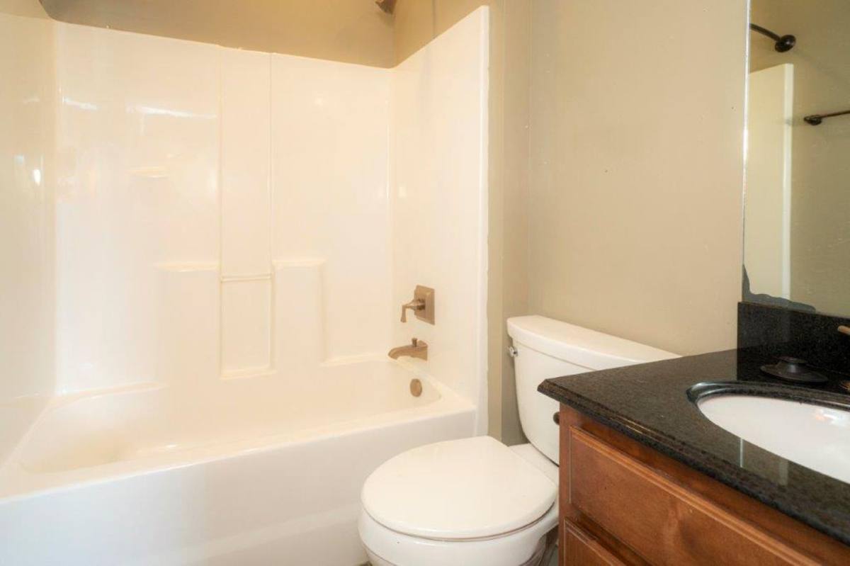 Apartment for rent at 121 Bragg Ave, Auburn, AL 36830