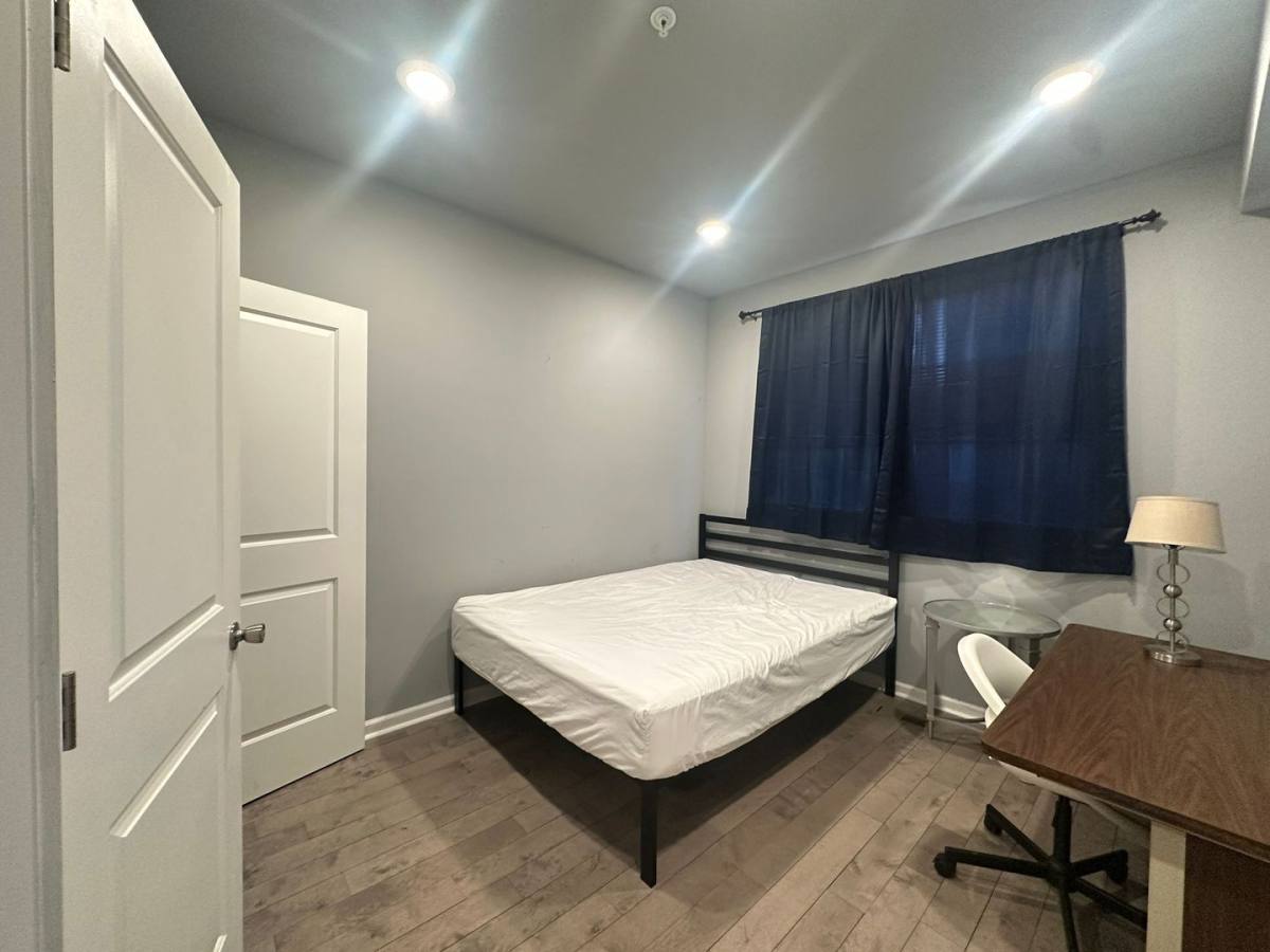 Apartment for rent at 650 N 33rd St, Philadelphia, PA 19104