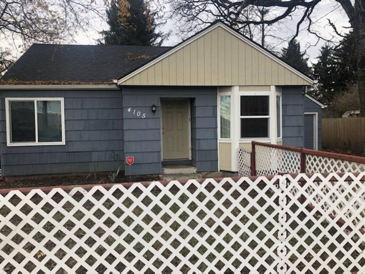 House for rent at 4105 Silverton Rd NE, Salem, OR 97305