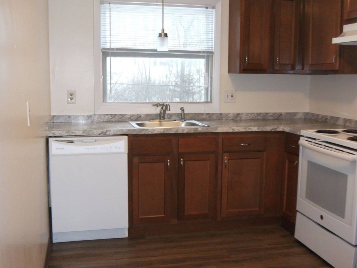 Apartment for rent at 1605-1711 Meadowbrook Dr Brookside, Syracuse, NY 13224