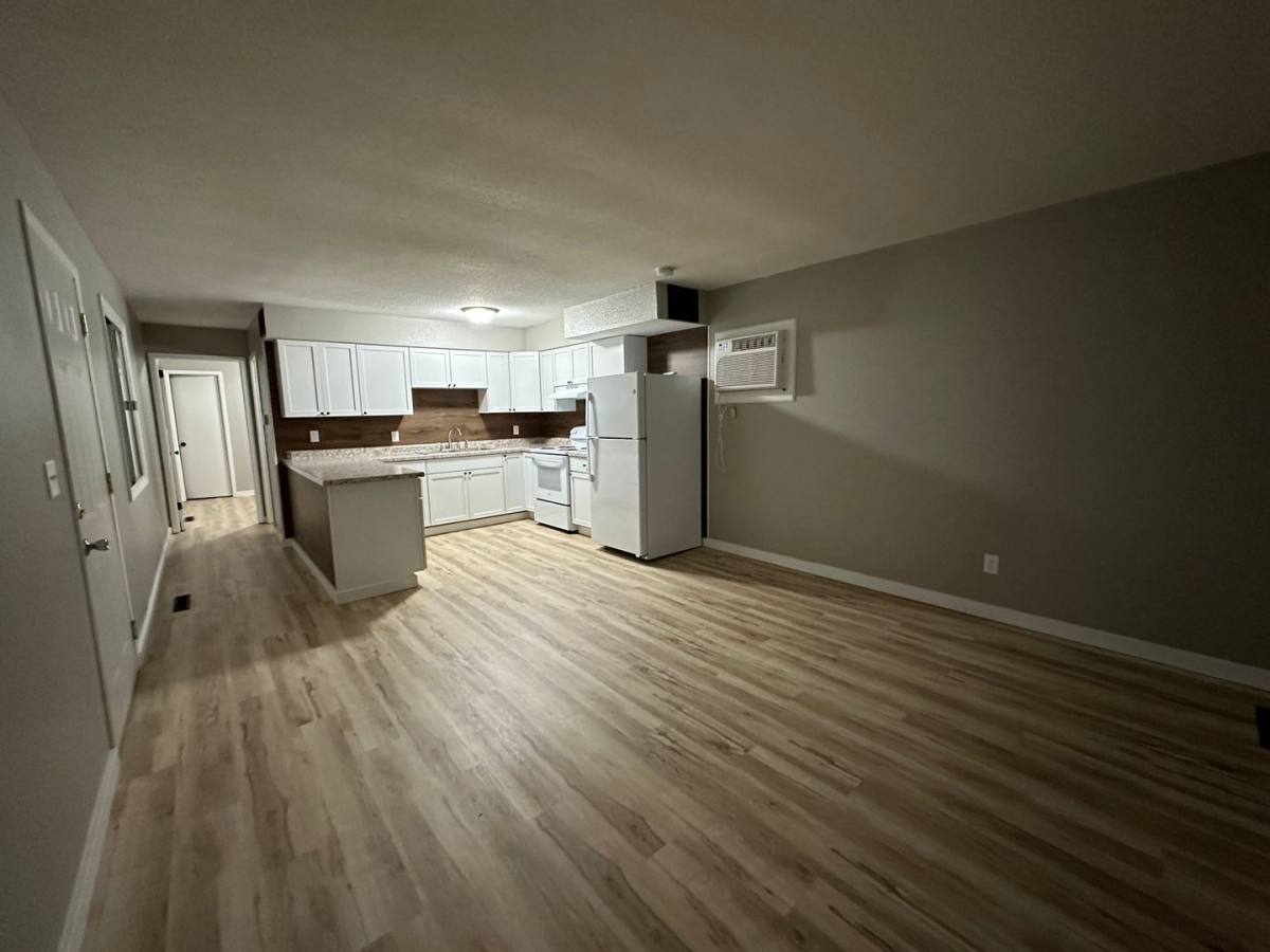 Apartment for rent at 322 S Washington St, Hudson, IA 50643