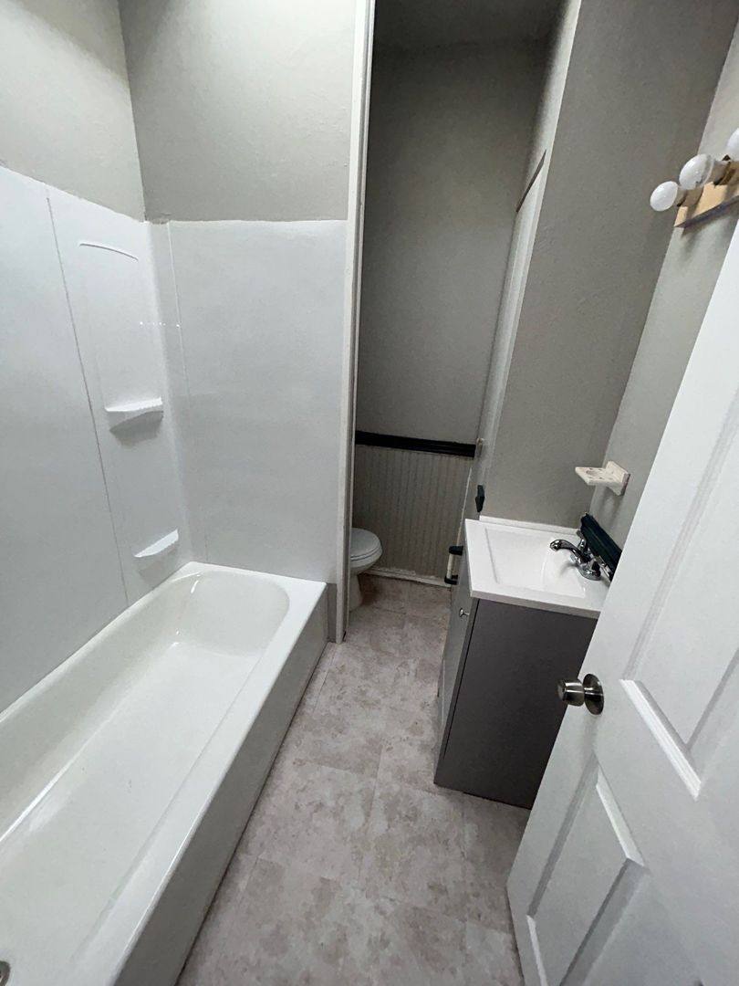 House for rent at 1302 Bonaparte Ave, Baltimore, MD 21218