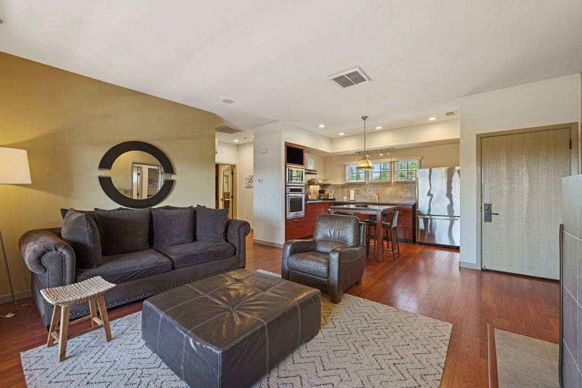 Apartment for rent at 1279 Woodhaven Lane, Lodi, CA 95242