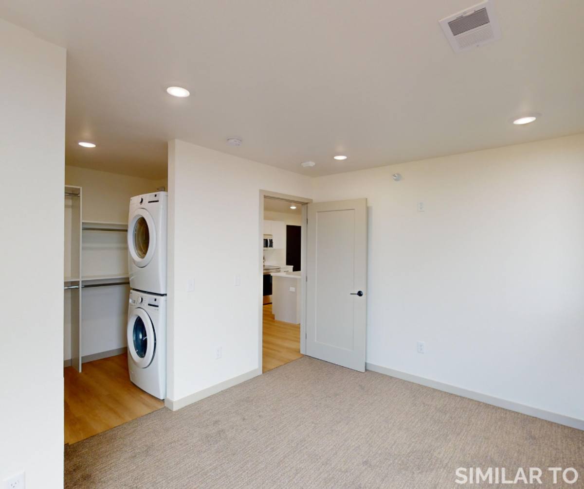 2401 E Country Club Ave, Brandon, SD 57005 - Apartment For Rent - Image 8