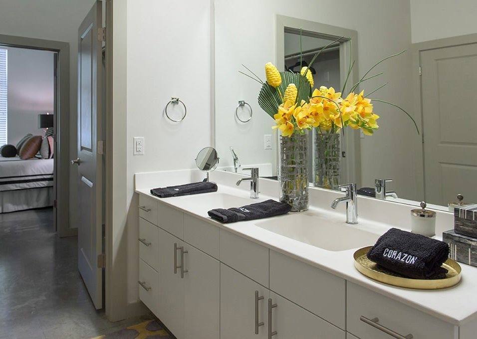 Apartment for rent at 1003 E 5th St, Austin, TX 78702