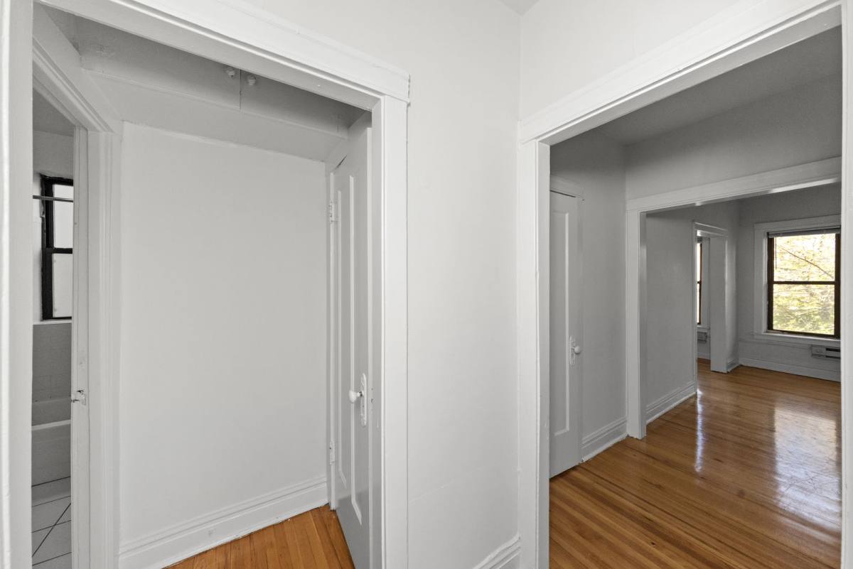 Apartment for rent at 3823 N Fremont St #W3, Chicago, IL 60613