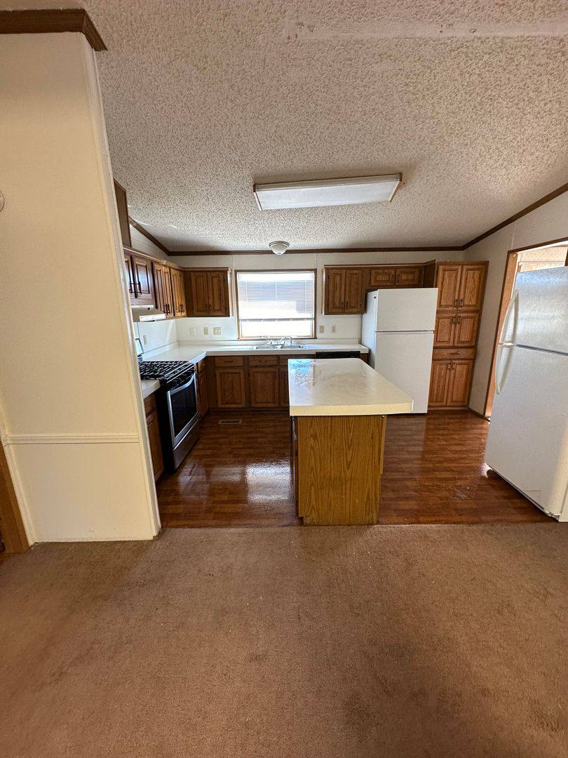 2801 Lincoln Rd Mobile Home, Hobbs, NM 88240