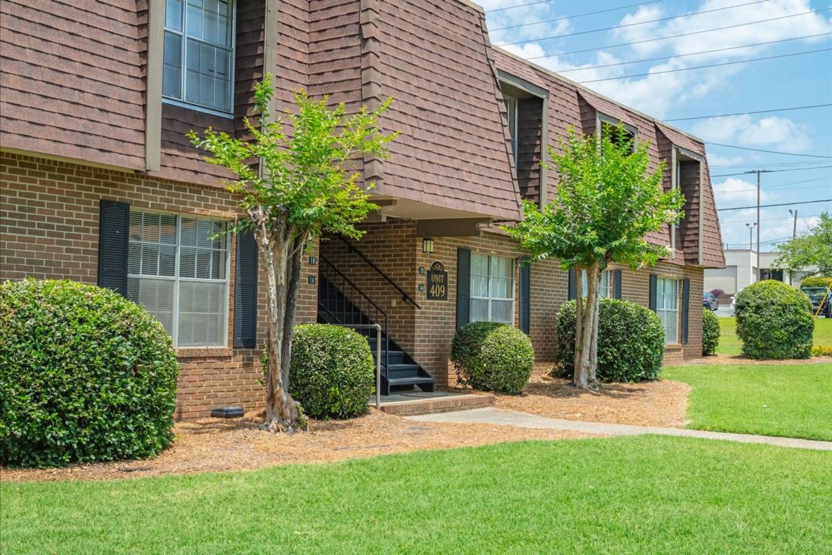 Apartment for rent at 403-409 S 6th St, Gadsden, AL 35901