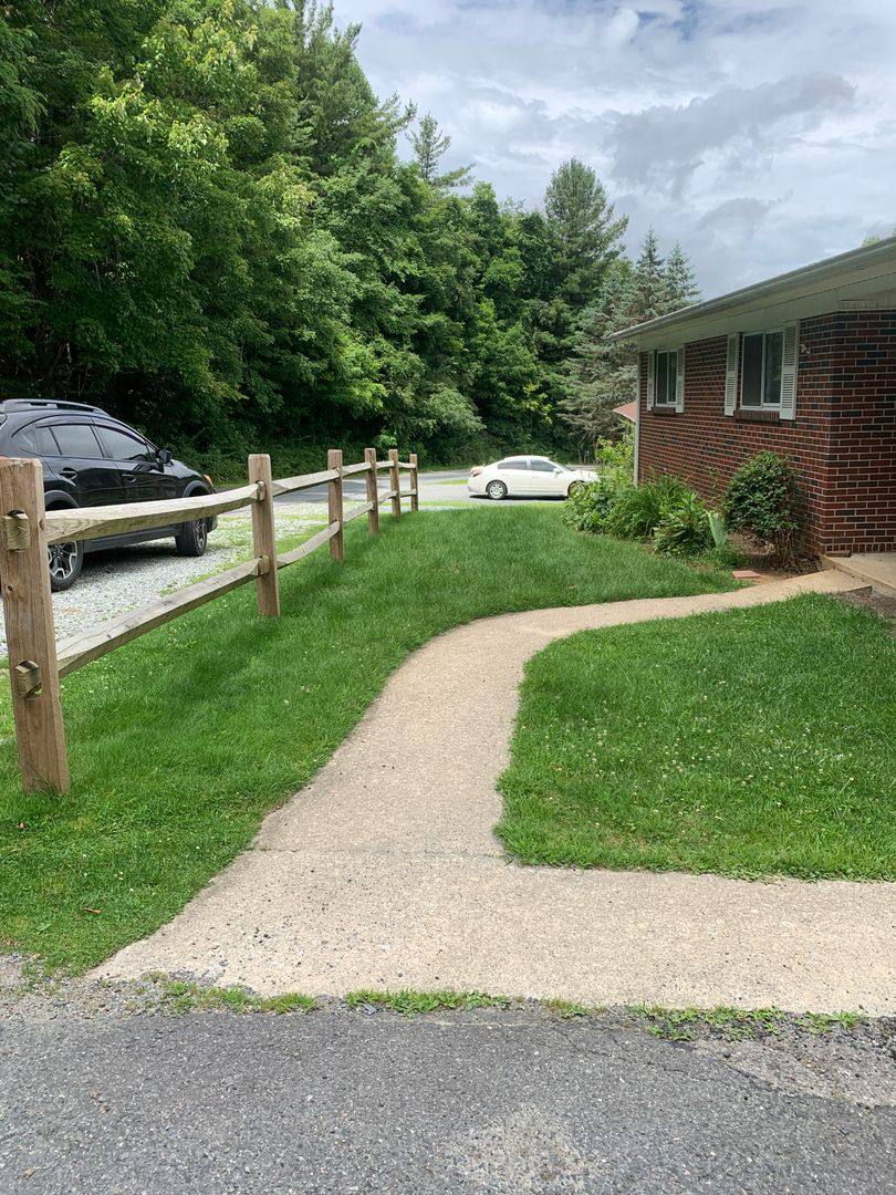 Apartment for rent at 312 Clint Norris, Boone, NC 28607