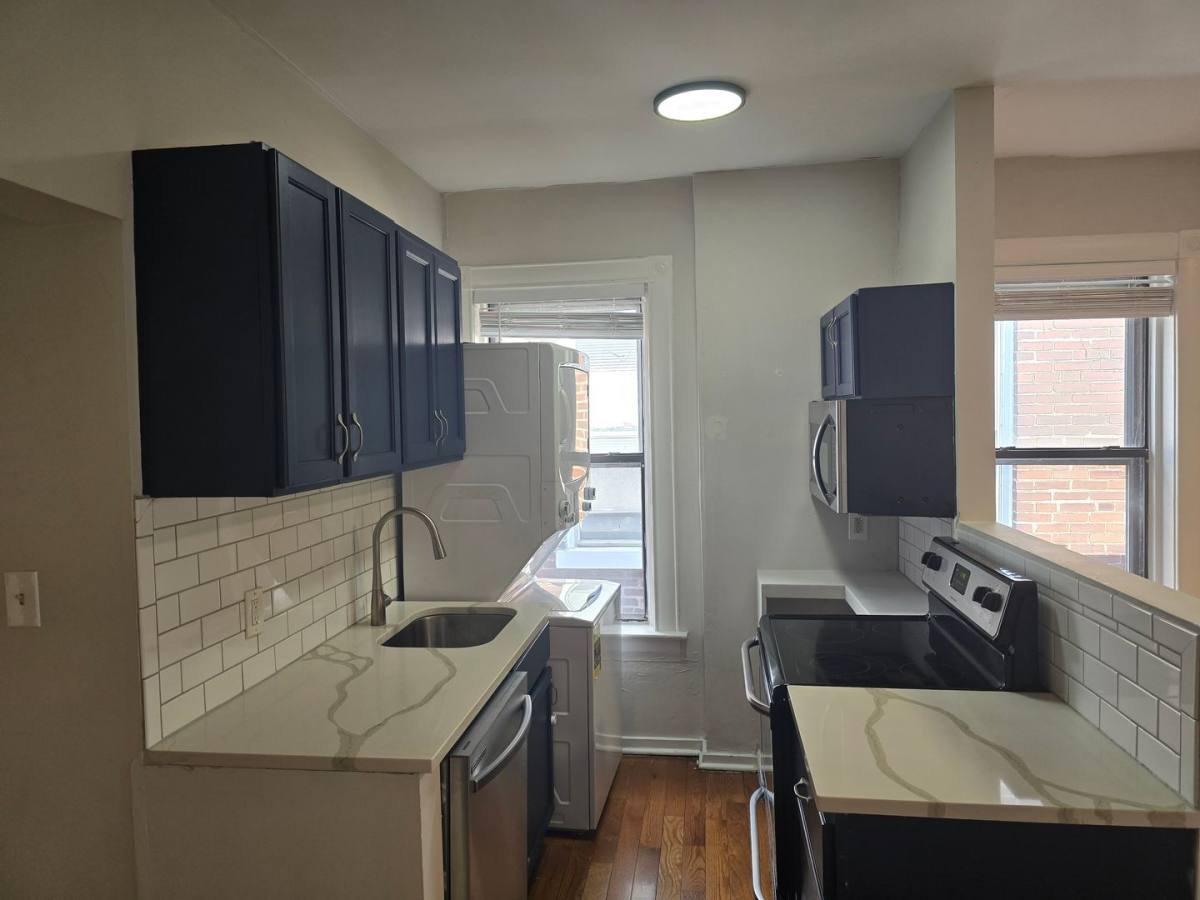 Apartment for rent at 3425 3427 Juniata, Saint Louis, MO 63118