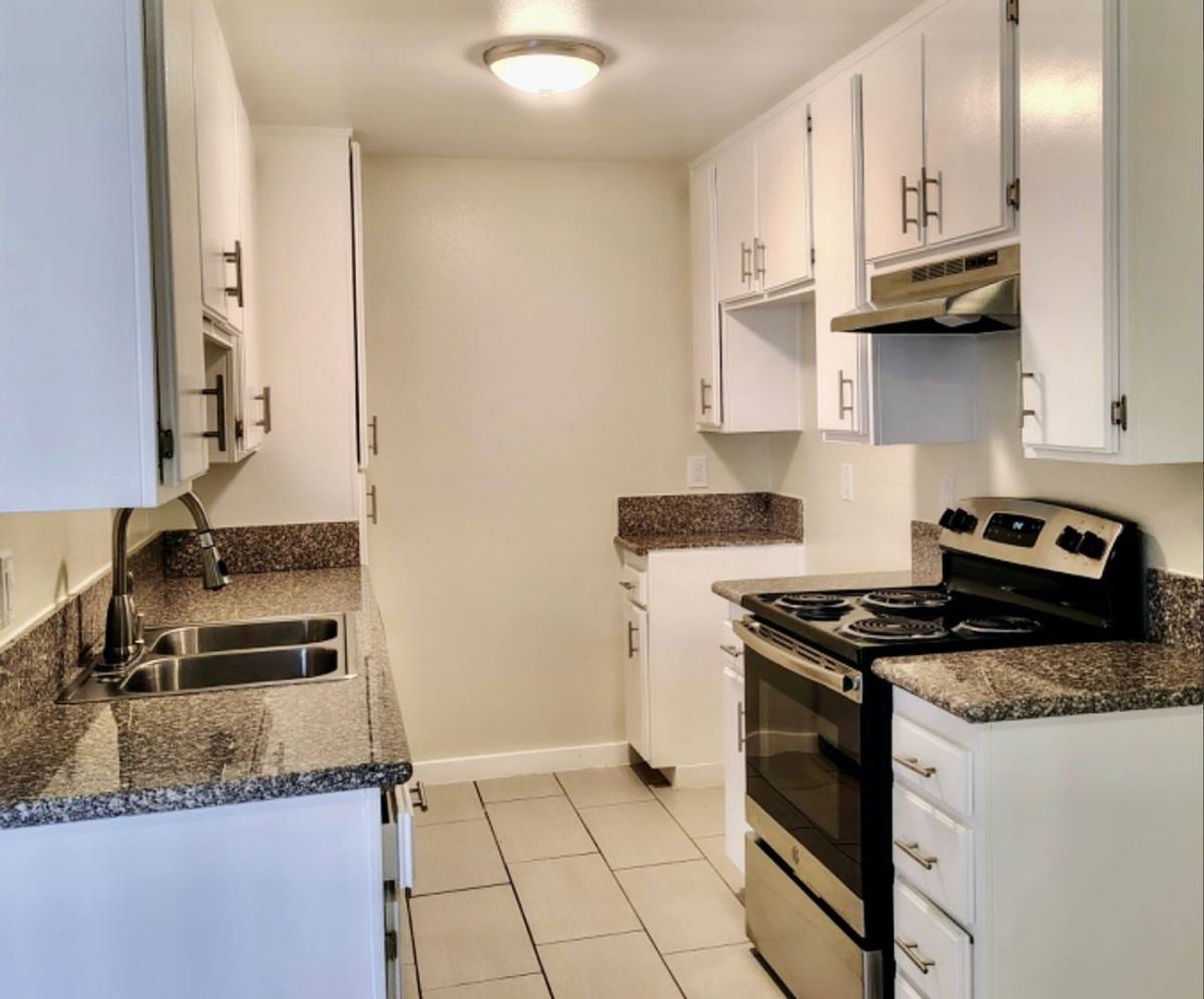Apartment for rent at 10356 Commerce Ave, Tujunga, CA 91042