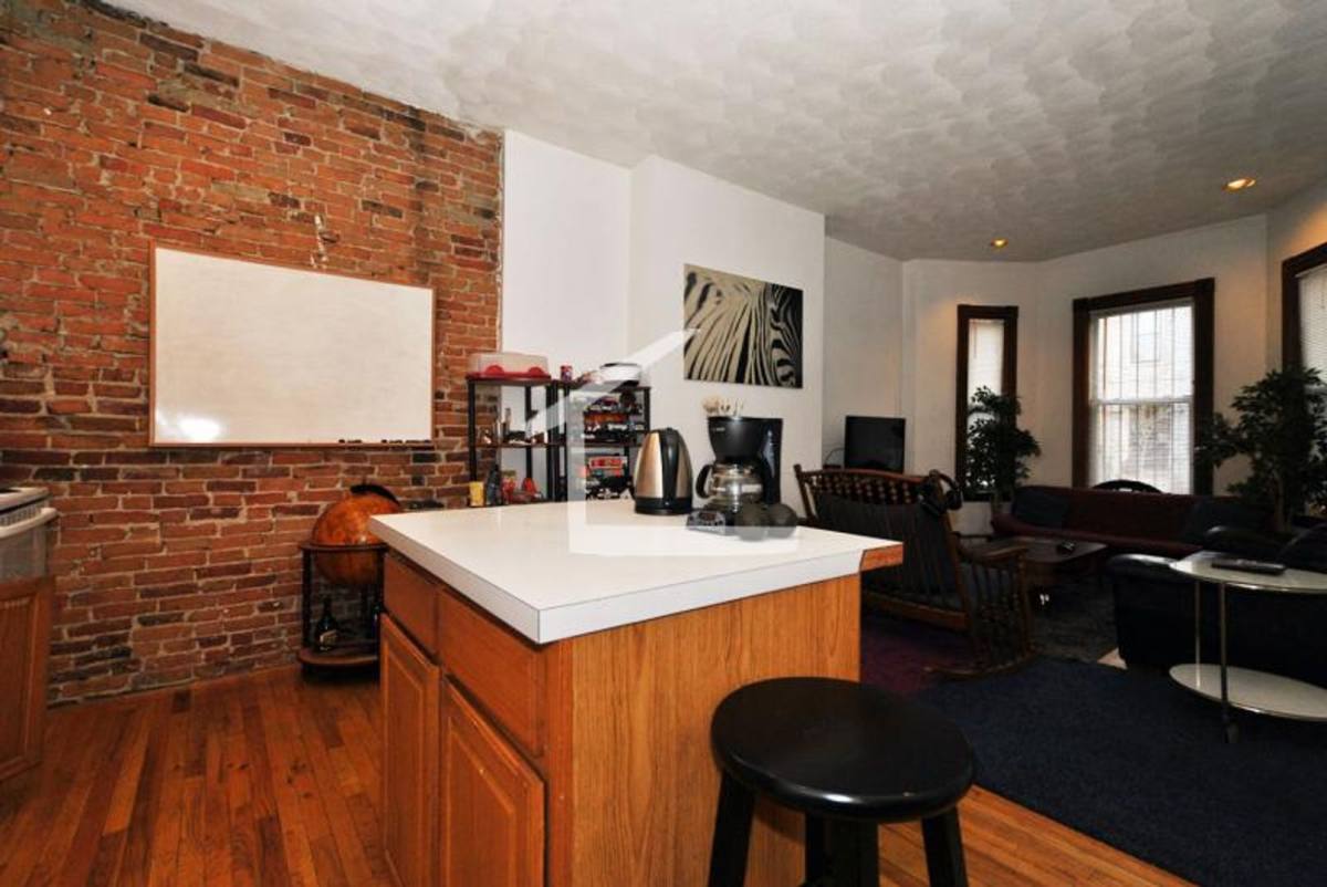 Apartment for rent at 14-1 Wigglesworth St #11, Roxbury Crossing, MA 02120