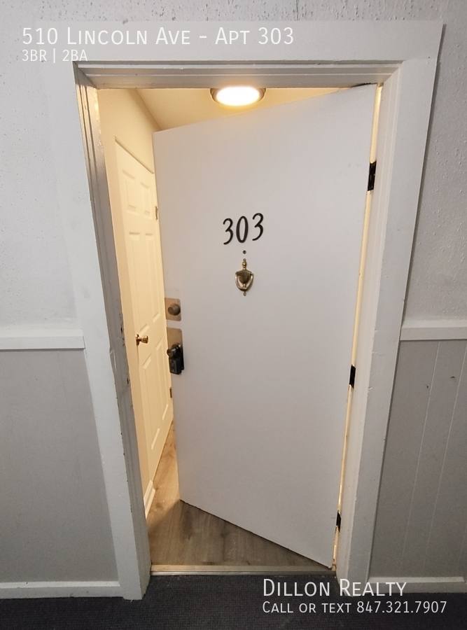 Apartment for rent at 510 Lincoln Ave #303, Ingleside, IL 60041