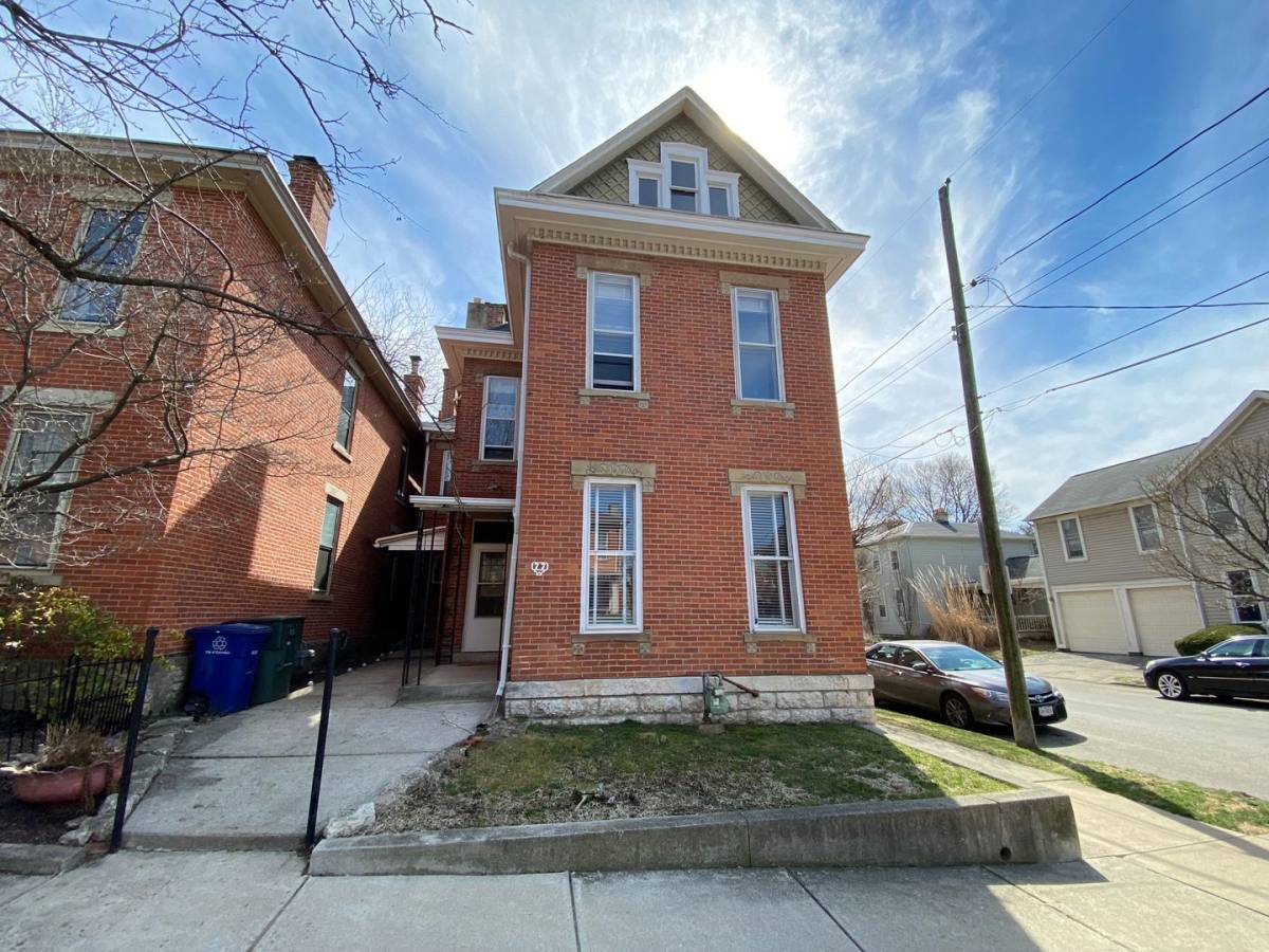 Apartment for rent at 77 E Lincoln St, Columbus, OH 43215