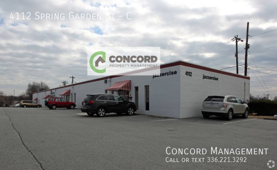 Apartment for rent at 4112 Spring Garden St #C, Greensboro, NC 27407