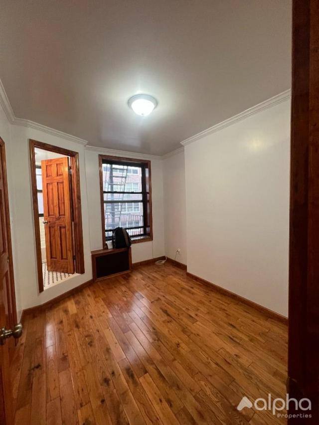 Apartment for rent at 309 E 69 #4ER, New York, NY 10021