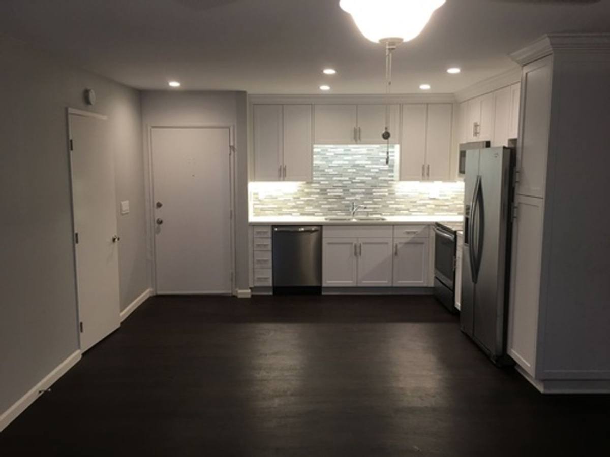 Apartment for rent at 3883 Jewell St, San Diego, CA 92109
