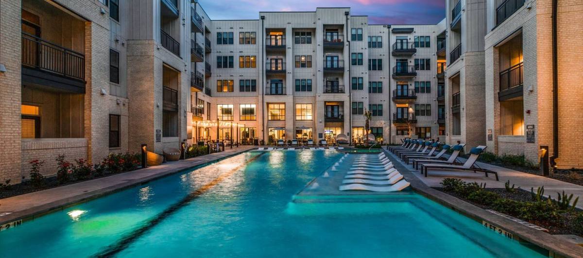 Apartment for rent at 3811 Drexel Dr, Houston, TX 77027