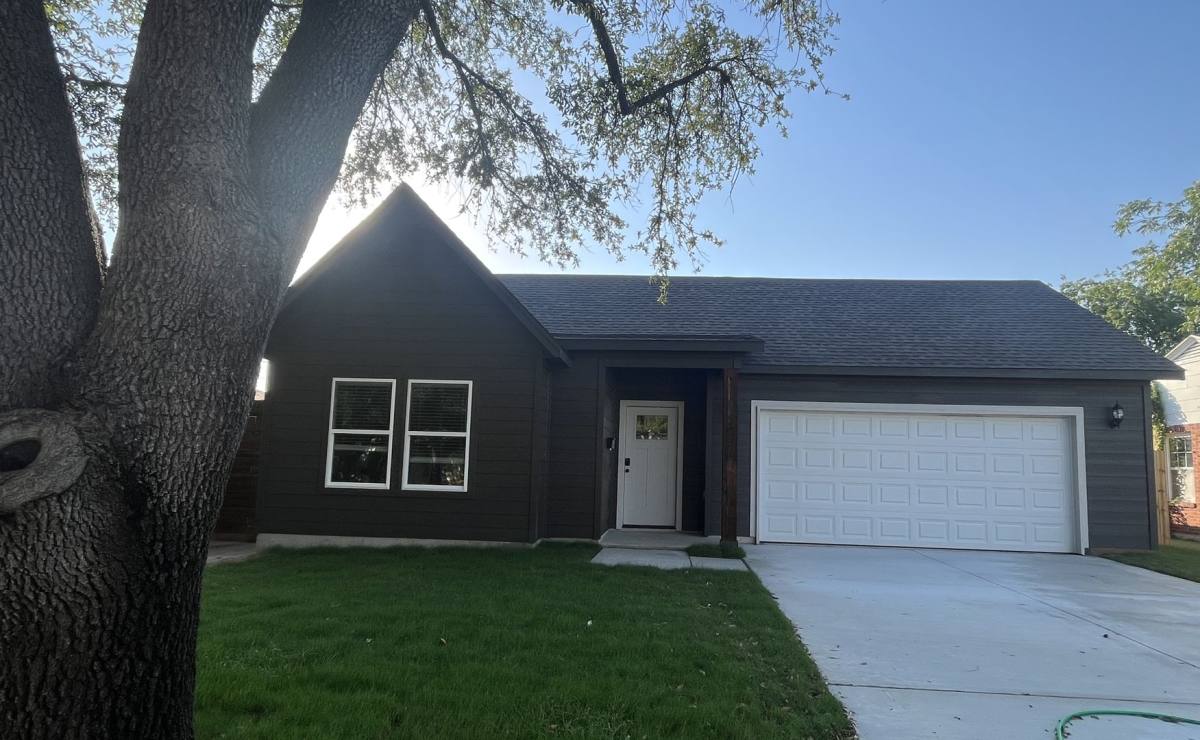 House for rent at 3532 Mission St, Fort Worth, TX 76109