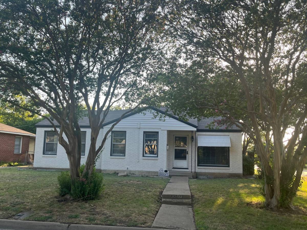 House for rent at 3500 Mission St, Fort Worth, TX 76109
