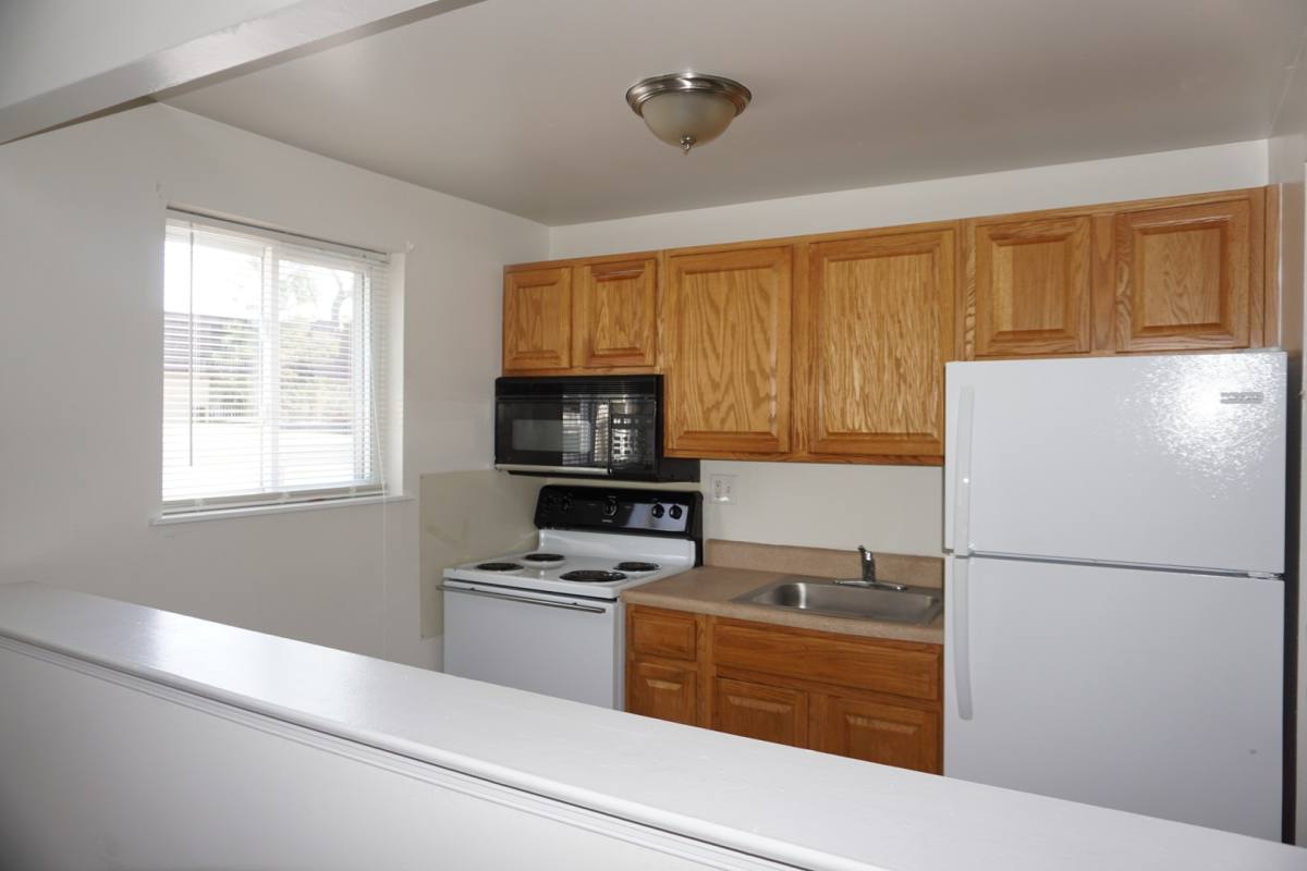Apartment for rent at 146 S Lansdowne Ave, Lansdowne, PA 19050