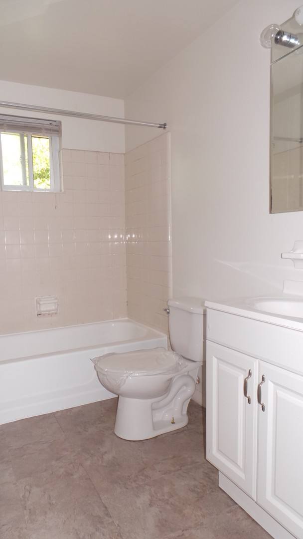 Apartment for rent at 146 S Lansdowne Ave, Lansdowne, PA 19050