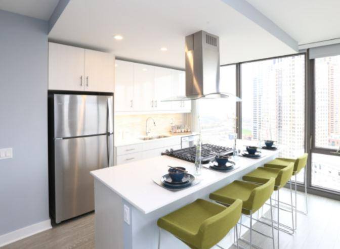 Apartment for rent at 1545 S State St, Chicago, IL 60605