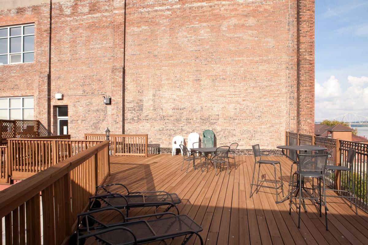 Apartment for rent at 311 SW Water St, Peoria, IL 61602