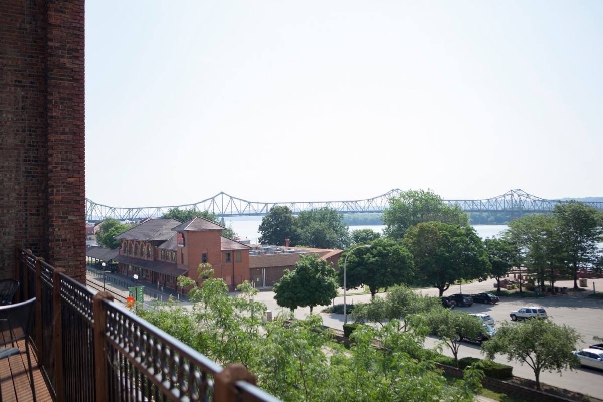 Apartment for rent at 311 SW Water St, Peoria, IL 61602