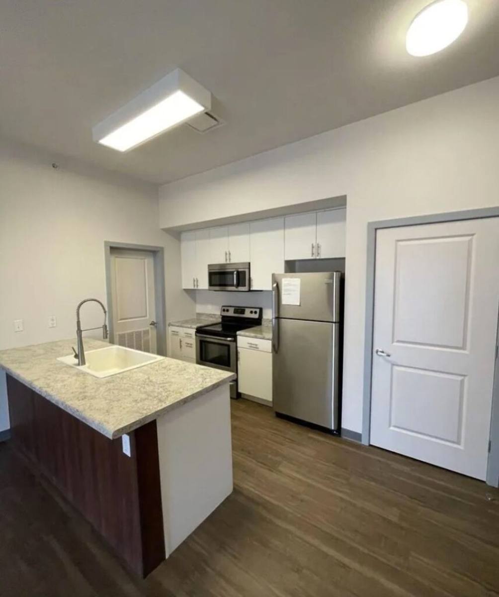 Apartment for rent at 430 E Elm St, Springfield, MO 65806