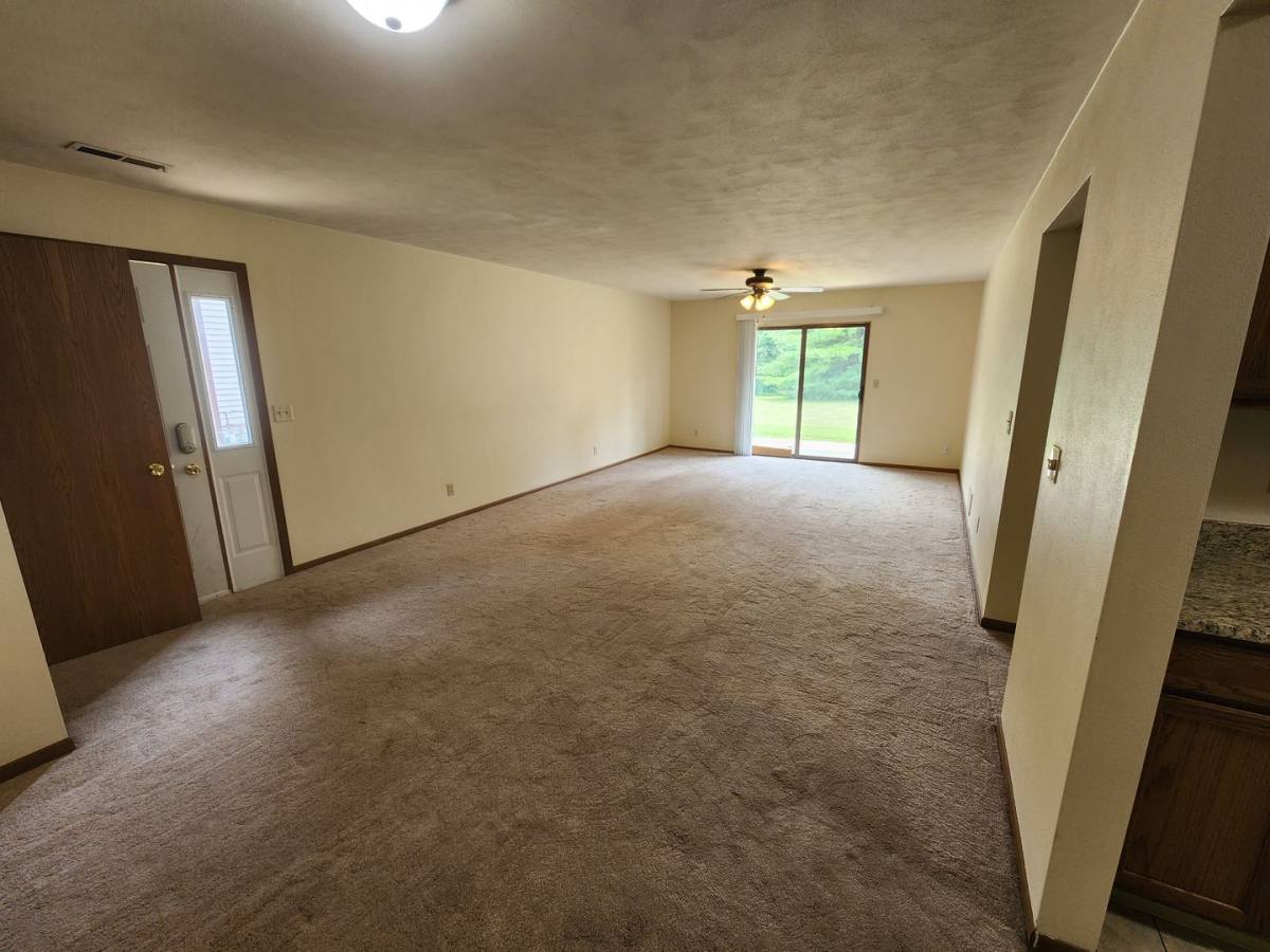 Apartment for rent at 6297 Garrett Lane, Rockford, IL 61107